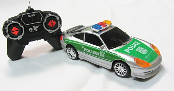 RC policejní auto s ovládáním na vysílačku