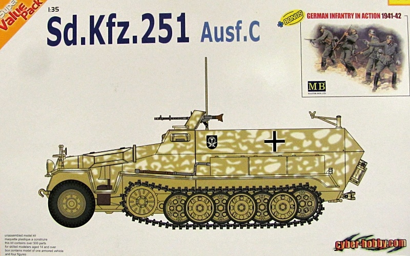 Slepovací model Dragon 1:35 Německý obrněný transportér Sd.Kfz. 251 Ausf C + postavičky pěchoty *